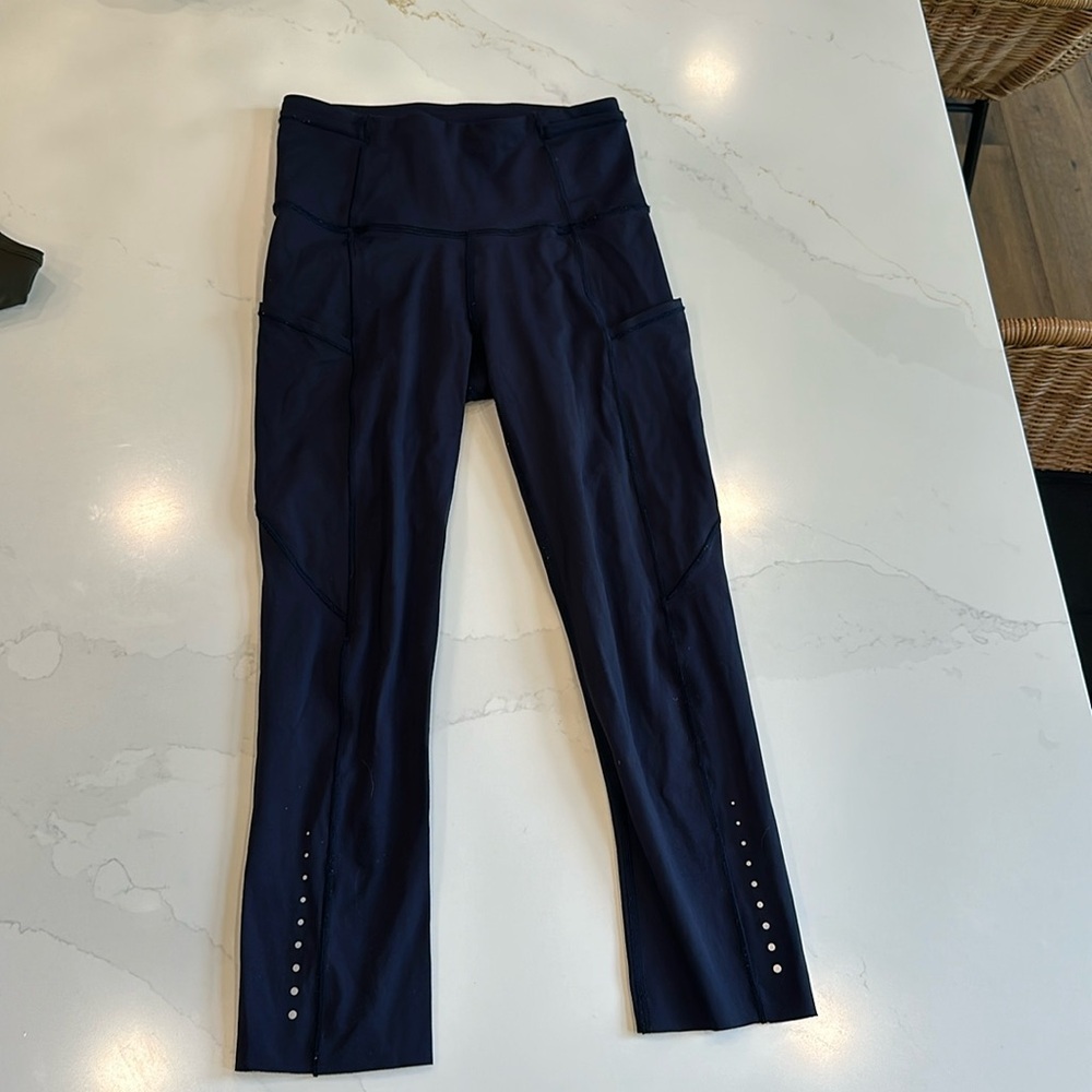 Navy blue Lulu lemon leggings